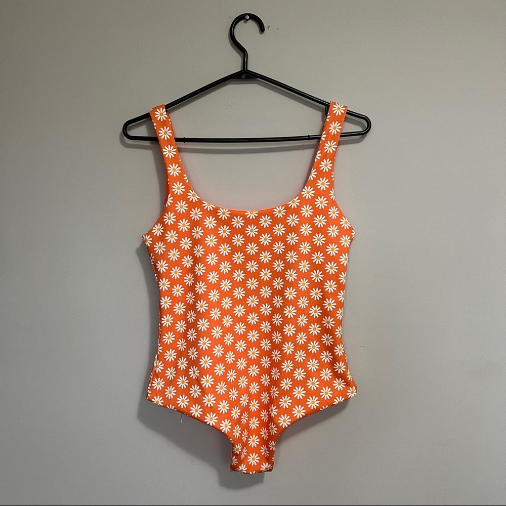 NWT Camp Cove Swim Orange Daisy - Med